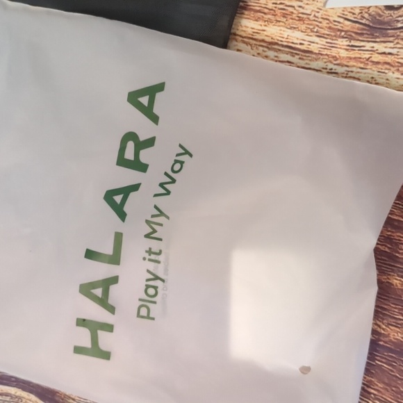 Halara gray pleated skort size x-small - Picture 2 of 5